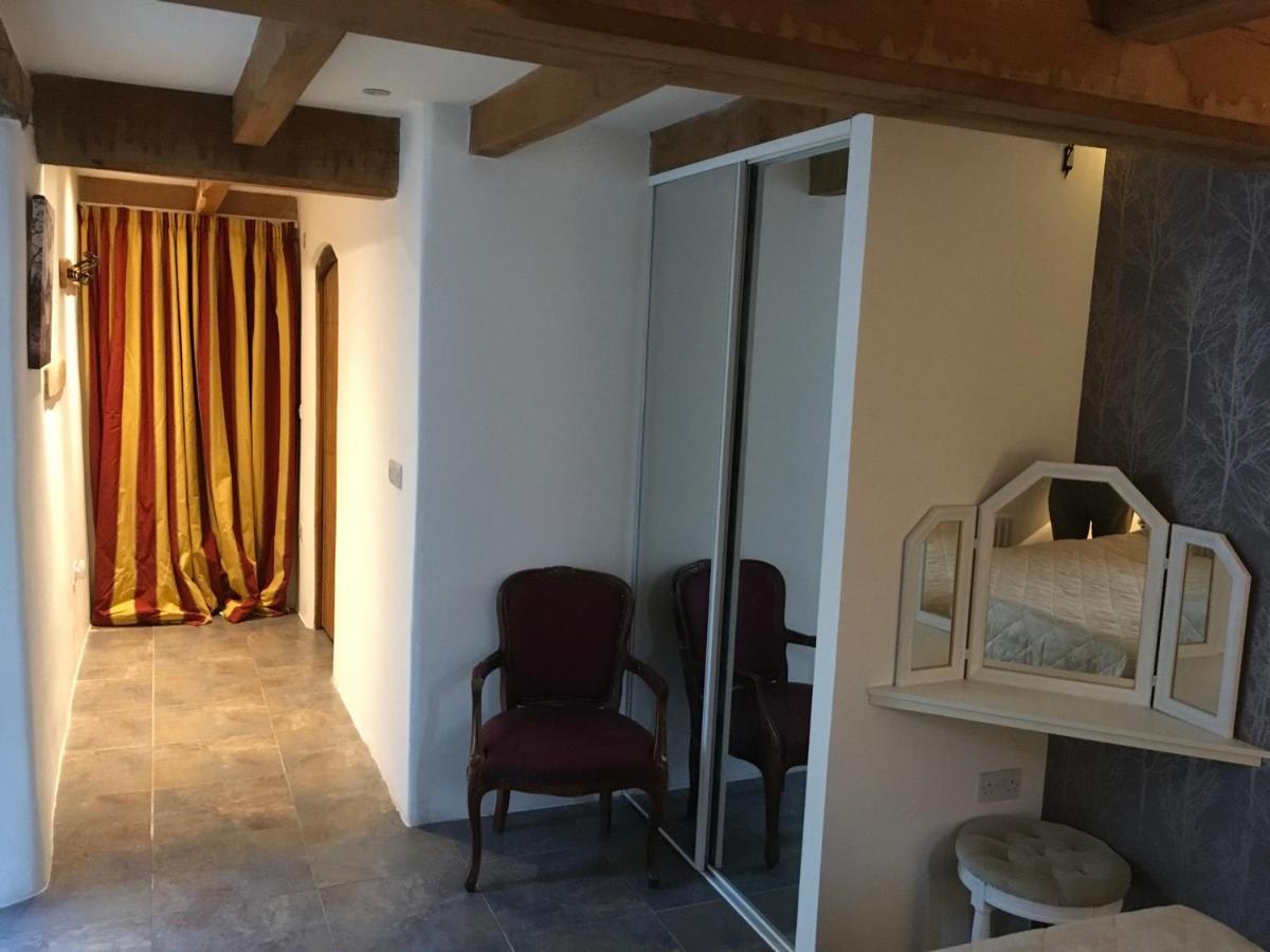 The Bees Knees @ Redhill Grange Appartement Monmouth Buitenkant foto